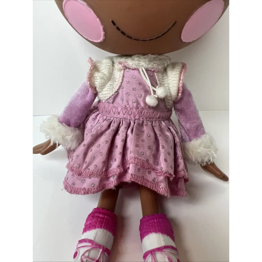 Lalaloopsy Swirly Figure Eight 13